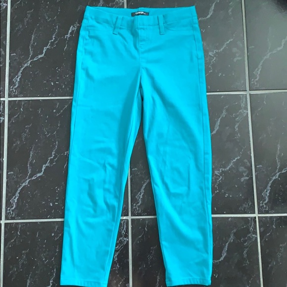 NWOT Capri pants - Picture 1 of 3